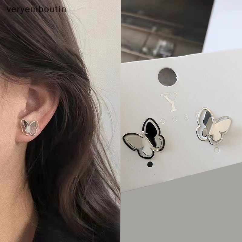 Khuyên Tai Hình Bướm Rỗng Nhỏ Tinh Xảo Đơn Giản Phong Cách Nhật Hàn Cho Học Sinh n