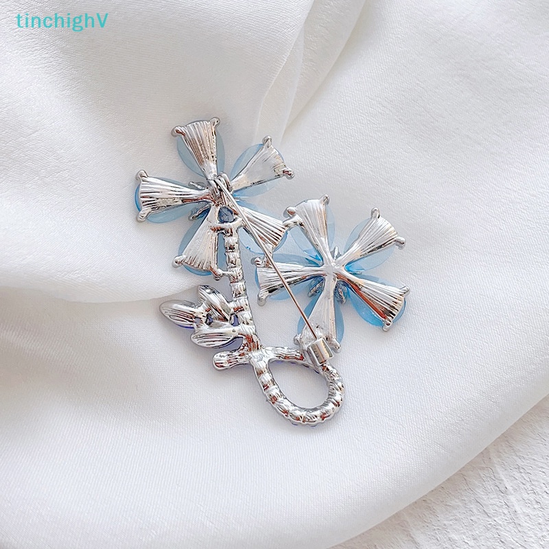 [TinchighV] Ghim Cài Áo Hình Bông Hoa Đính Pha Lê Xanh Dương Thời Trang Dành Cho Nữ