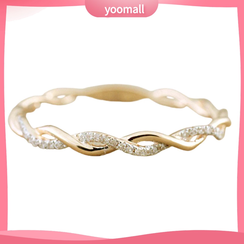 Nhẫn Cưới Xoắn Đính Đá Lấp Lánh Tinh Tế Cho Nữ