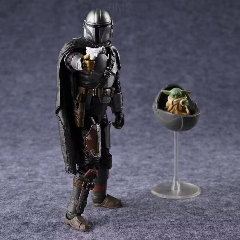 Mô Hình Nhân Vật Djarin The Mandalorian and The Child Yoda Trong Phim Star Wars 20CM