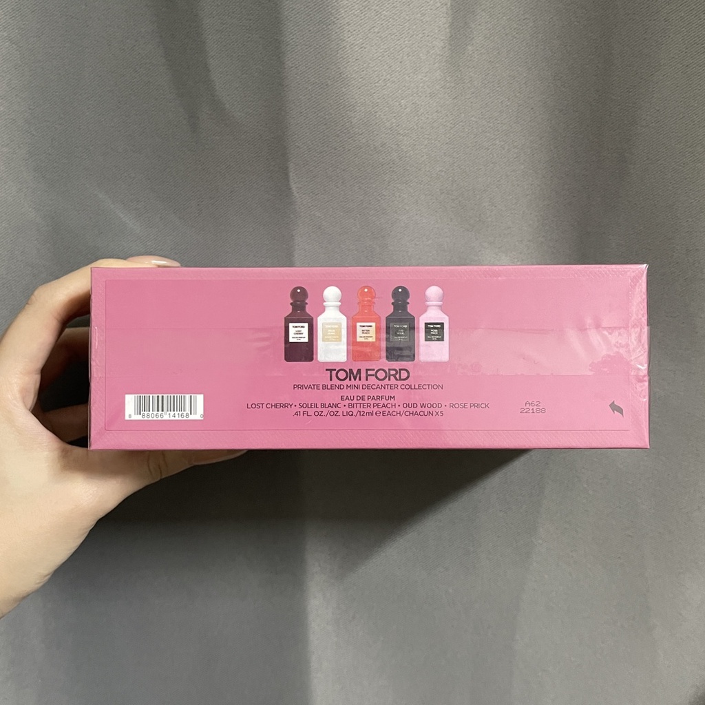 Set 5 Lọ Nước Hoa Mini 12ml * 5 Nước Hoa Anh Đào Sang Trọng Cho Xe Hơi FORD TF
