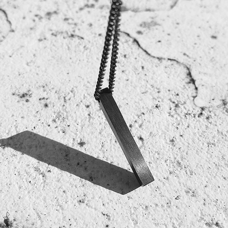 Vòng cổ Bằng Thép Không Gỉ Mặt Hình Chữ Nhật Màu Đen Đơn Giản Cho Nam Và Nữ