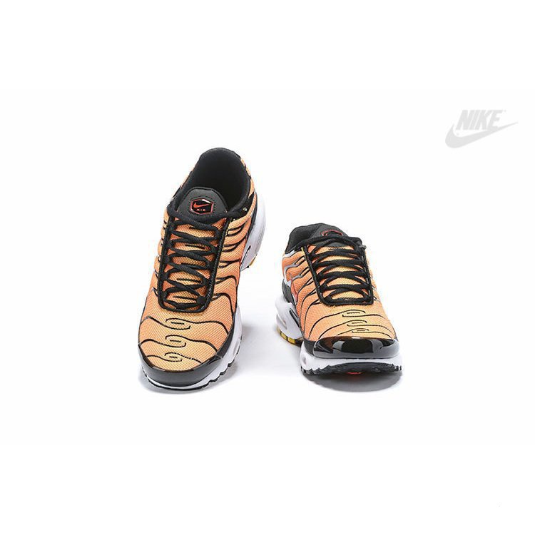 Giày thể thao 2022nike air max plus tn