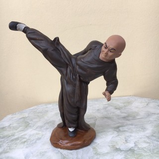 Tượng Võ sư tung cước ghép cây bonsai gốm Bát tràng 1 size SP083