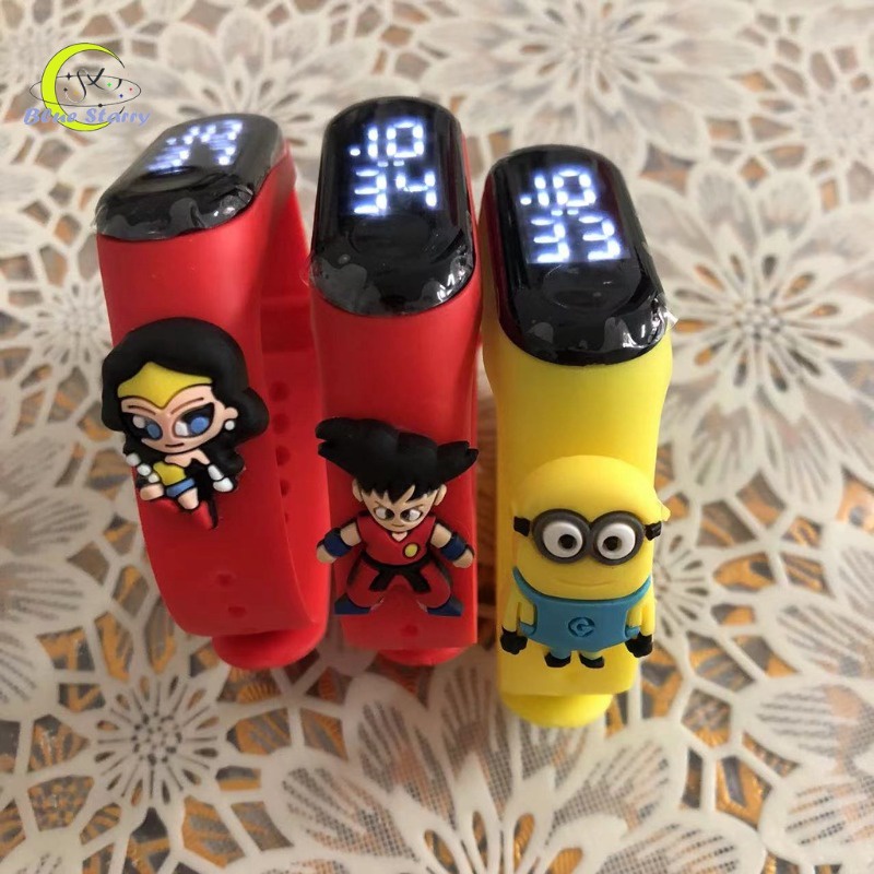 Đồng Hồ Kỹ Thuật Số 50 Màu Sắc Có Đèn led Thiết Kế Nhân Vật Phổ Biến Như wonder woman / minions / harry potter