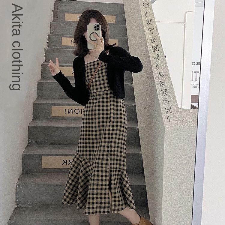 Set Đầm Hai Dây Và Áo Khoác Cardigan Họa Tiết Sọc Caro Phong Cách Pháp Dễ Phối Đồ