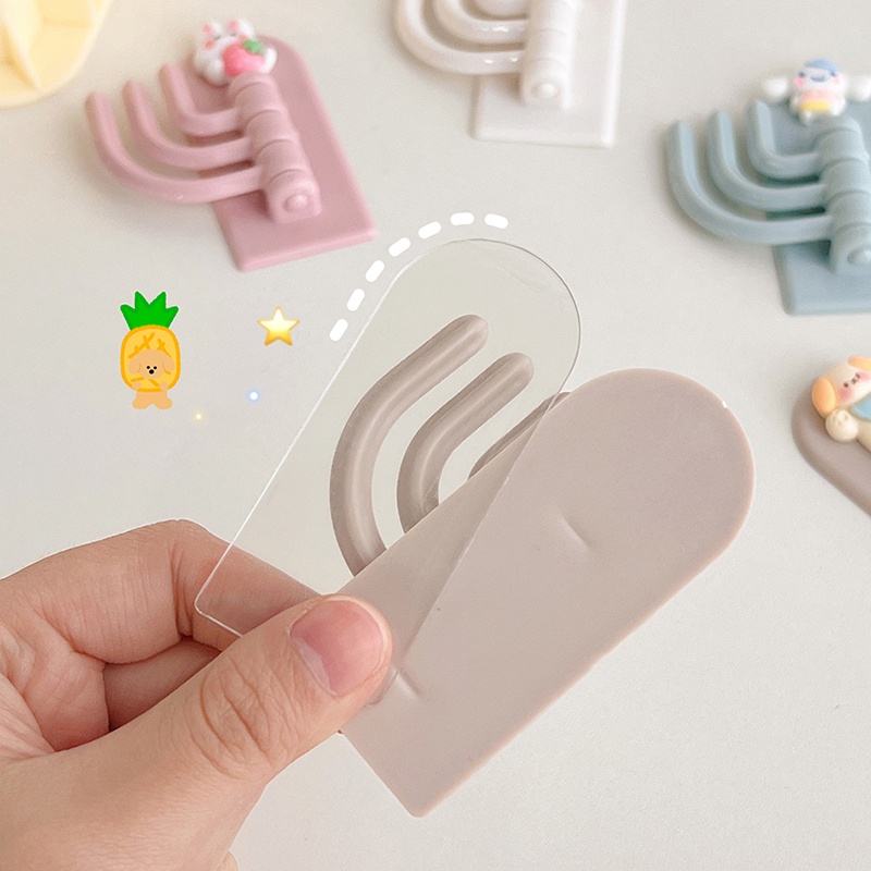 Móc Treo Chìa Khóa Gắn Tường Không Cần Khoan Họa Tiết Hoạt Hình Sáng Tạo Cho Học Sinh