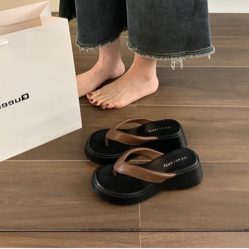 Kisstyle Dép Xỏ Ngón Đế Dày Mũi Tròn Mềm Mại Thoải Mái Thời Trang Mùa Hè Cho Nữ