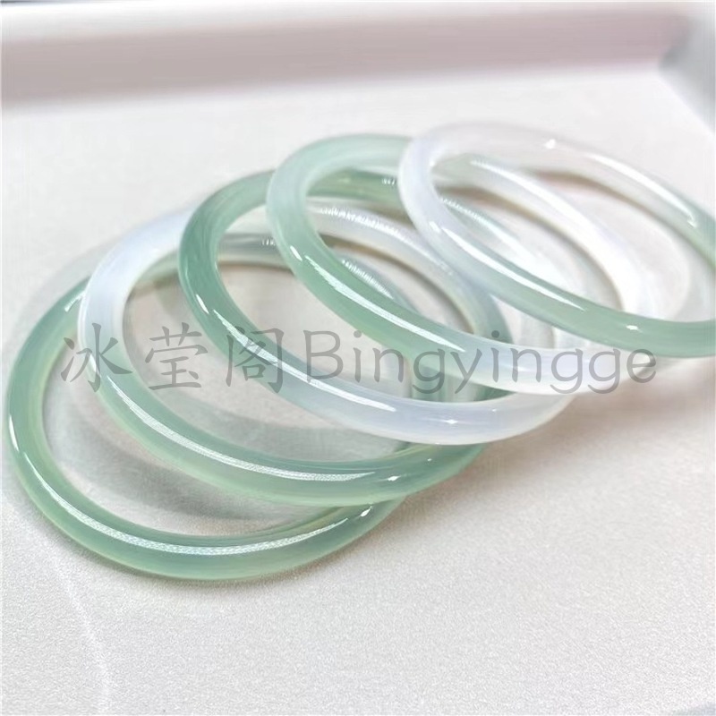Vòng Tay Hạt Đá Tròn Mỏng 6MM Màu Gradient
