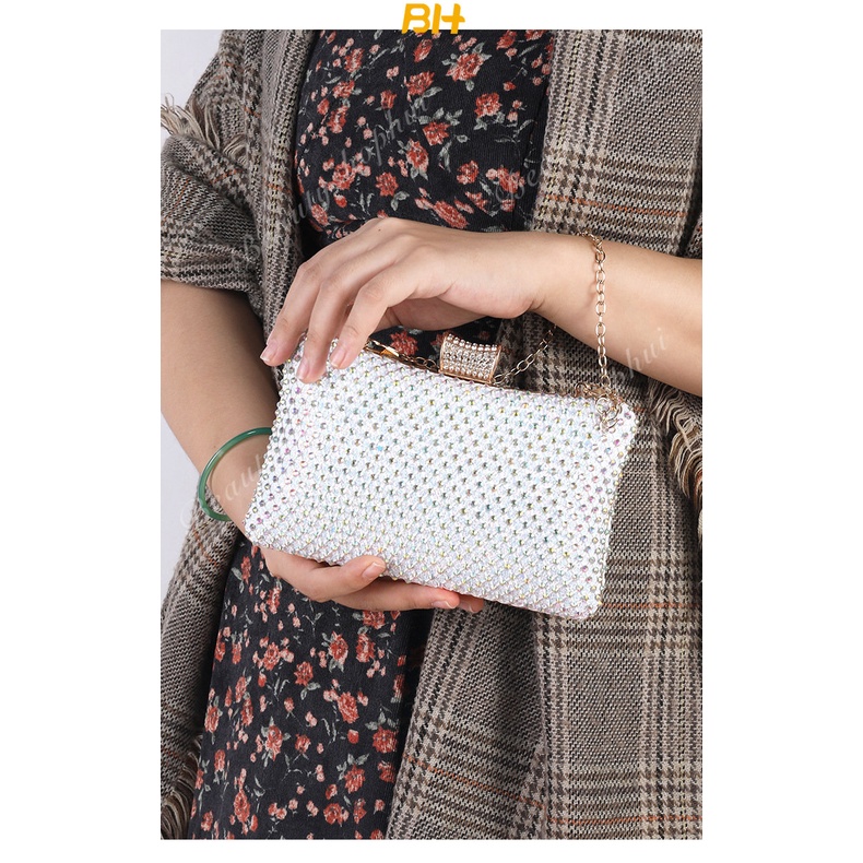 Túi Xách Đeo Vai Phối Dây Xích Đính Đá Thời Trang Dành Cho Nữ