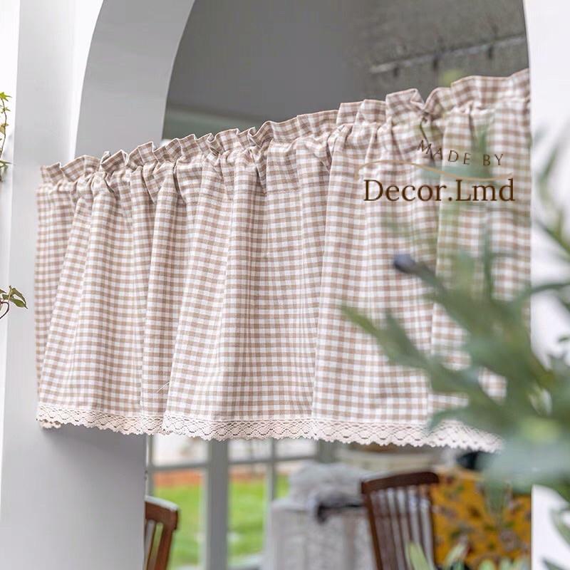 Rèm nhỏ, rèm che kệ bếp caro be vintage có viền ren ngà