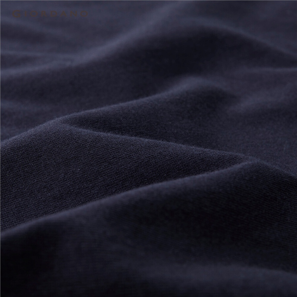 Áo thun cotton GIORDANO 13022882 cổ V tay dài màu trơn thoải mái trẻ trung thường ngày cho nam