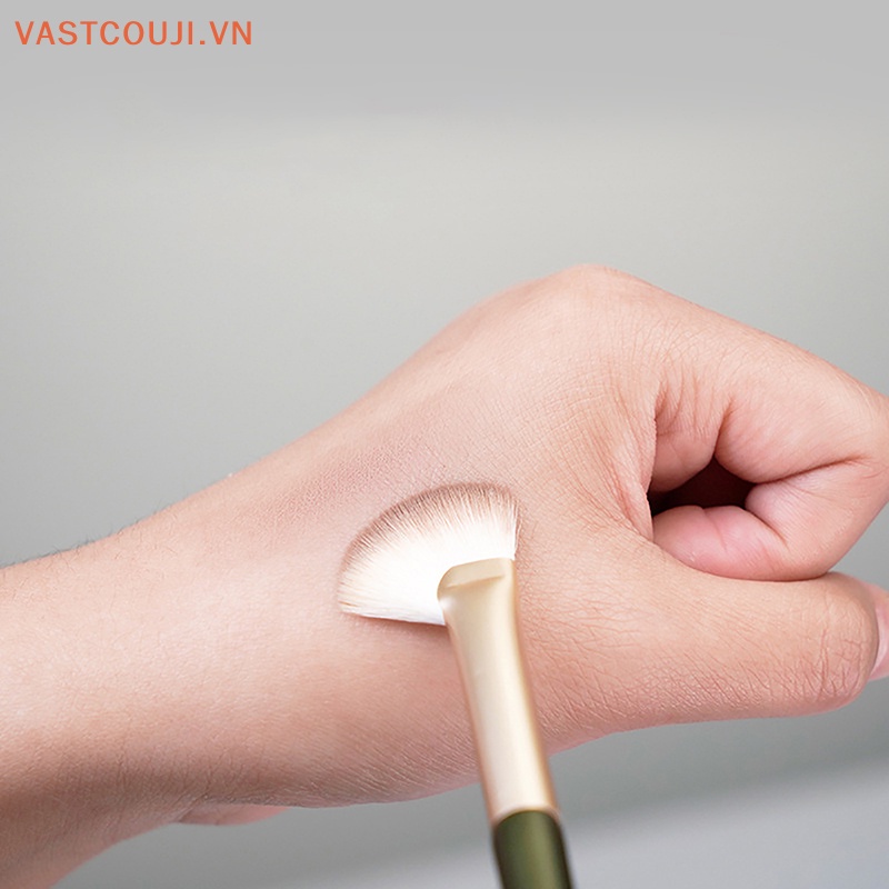 Cọ Trang Điểm Hình Cánh Quạt Vnastji Chuyên Dụng Cho Đánh Phấn Mắt / Mũi