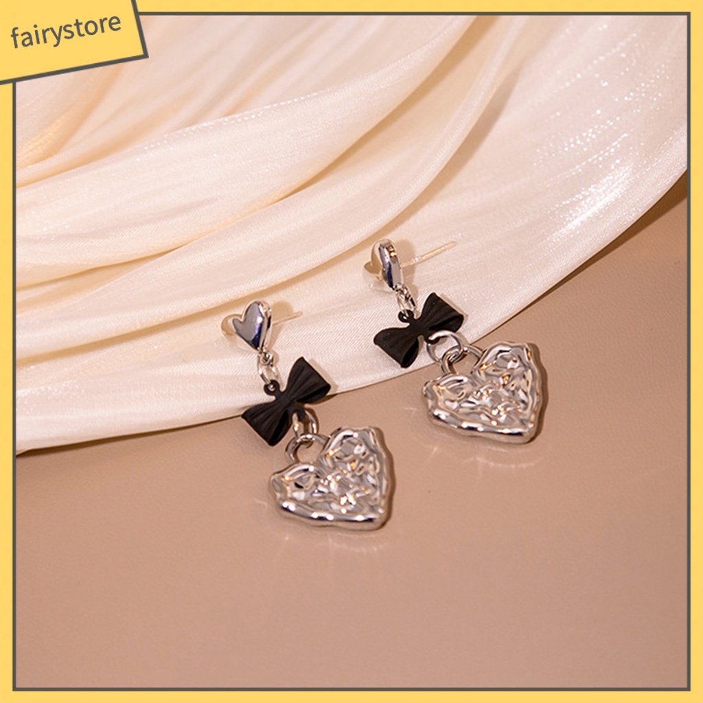 1 Đôi Bông Tai Hình Trái Tim / Nơ Dập Nổi Phong Cách Hàn Quốc Cổ Điển