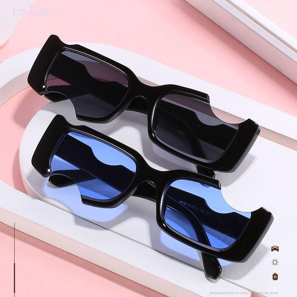 Kính Râm Râm Màu Đen Thiết Kế Lỗ Hở Họa Tiết Da Báo Phong Cách Punk Hip Hop Hàn Quốc Cá Tính Dành Cho Bạn Nữ