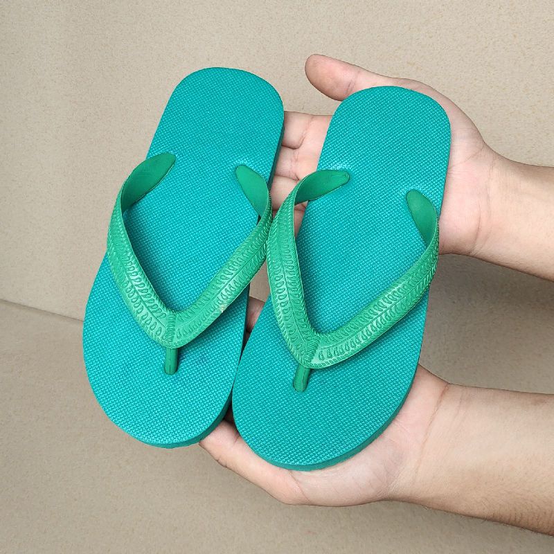 Dép Cao Su Lật Chống Trượt Mùa Hè Dễ Thương Cho Bé Trai Bé Gái