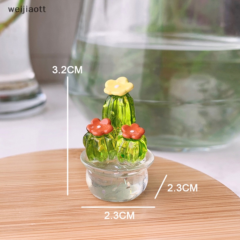 Set 4 Đồ trang trí Cây Xương Rồng Mini Bằng Nhựa Resin Dùng Để Trang Trí