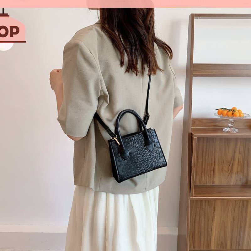 Túi Đeo Chéo Giả Da Cá Sấu Thời Trang Nữ