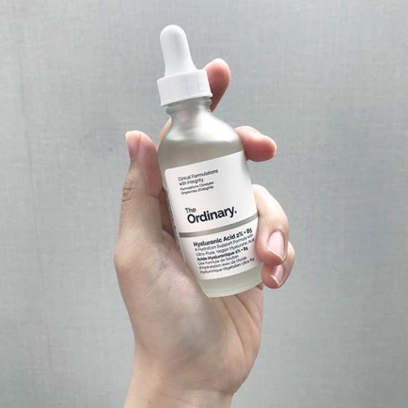 Serum The Ordinary Hyaluronic Acid 2%.