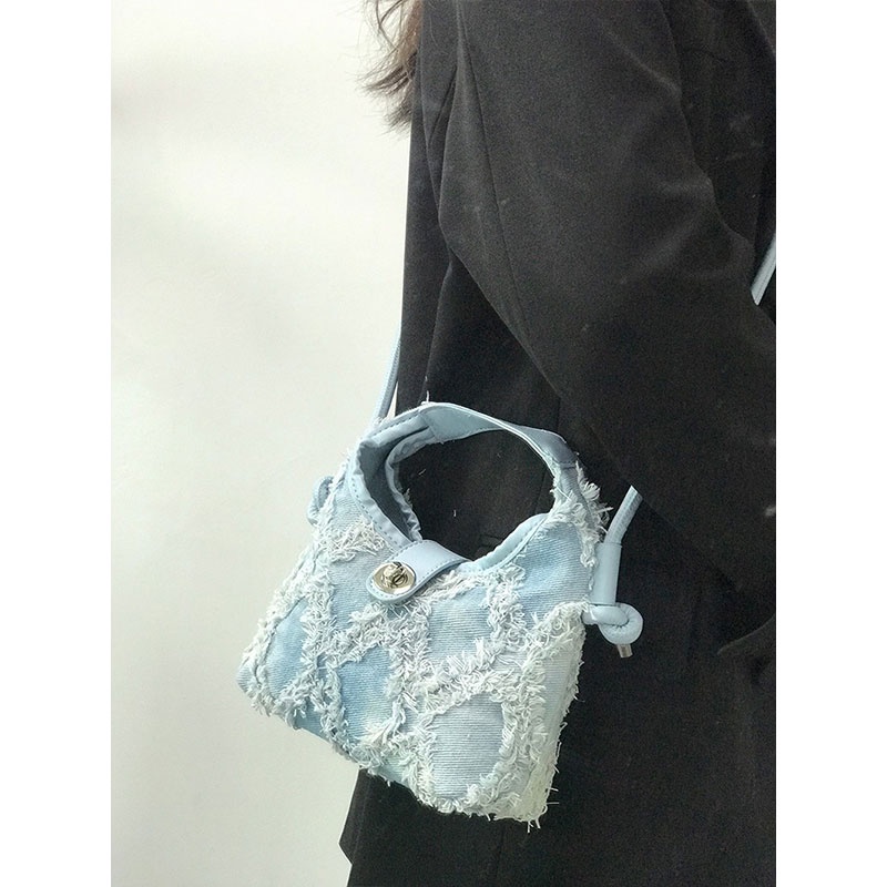 Túi Đeo Vai AlphaZ y2k Chất Liệu Denim Phối Tua Rua Đơn Giản Phong Cách retro