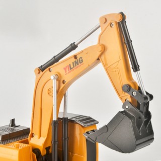 Rechargeable 6-channel remote control excavator toy