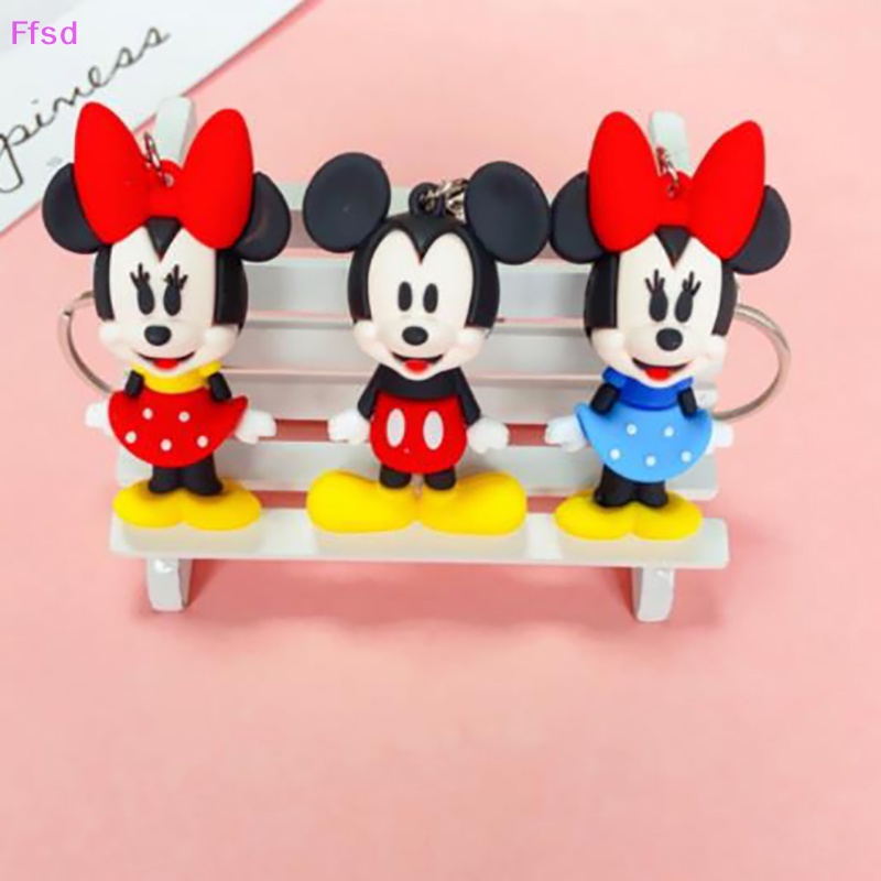 1 Móc Khóa Hình Chuột Mickey / Minnie / Gấu Pooh / Chuột Mickey Bằng Silicon Dễ Thương Cho Cặp Đôi