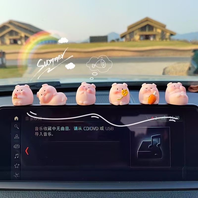 Đồ trang trí Heo Con Hoạt Hình Mini Bằng Nhựa Resin Trang Trí Bảng Điều Khiển Xe Hơi