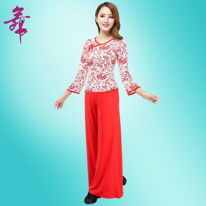 Bộ Trang Phục Khiêu Vũ Gồm Áo Trắng Xanh + Chân Váy Sứ Dành Cho Phụ Nữ Độ Tuổi Trung Niên 7.29