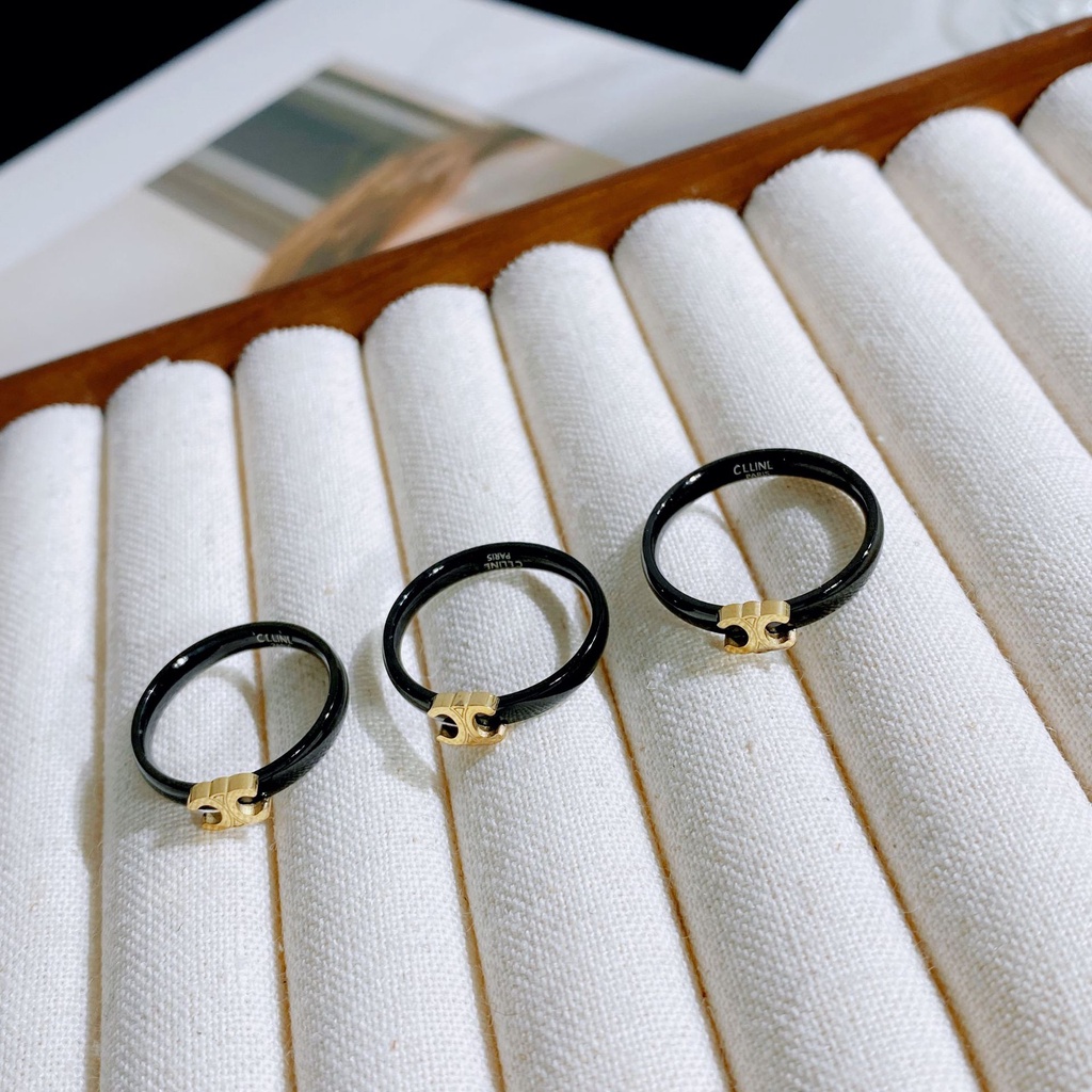 Nhẫn Thép Titan Màu Đen Phối Màu Tương Phản Không Phai Cá Tính