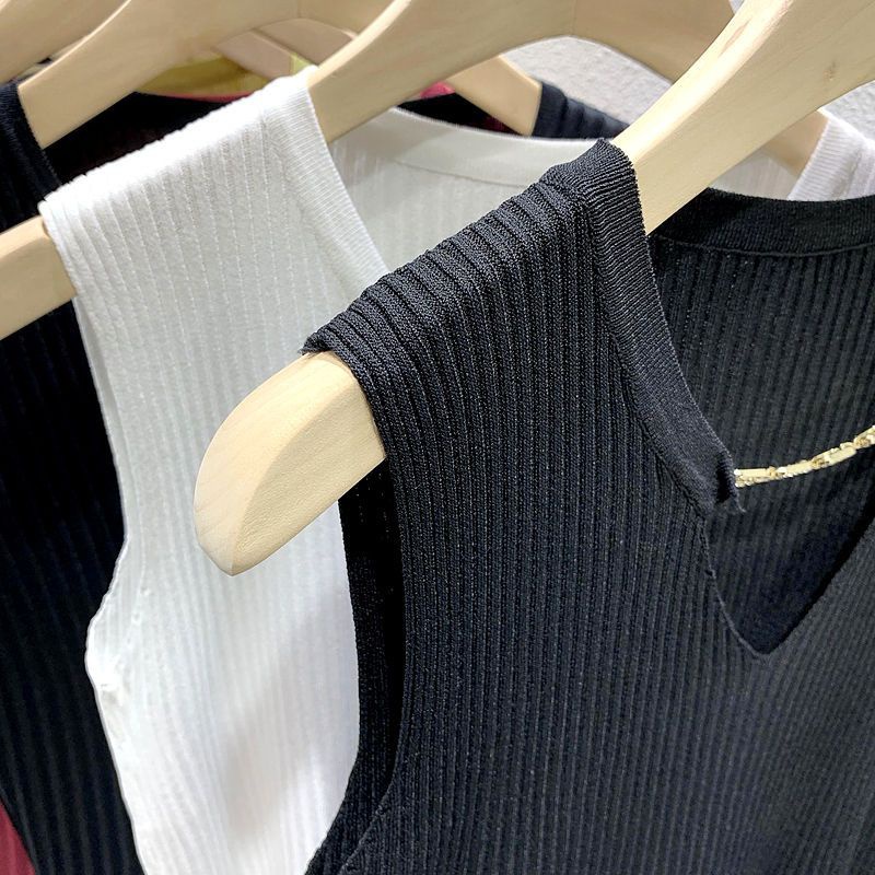 Ice silk 100kg vest không tay nữ mùa hè phong cách mới v-cổ all-match thiết kế mỏng hơn nhìn đáy áo sơ mi hợp thời trang