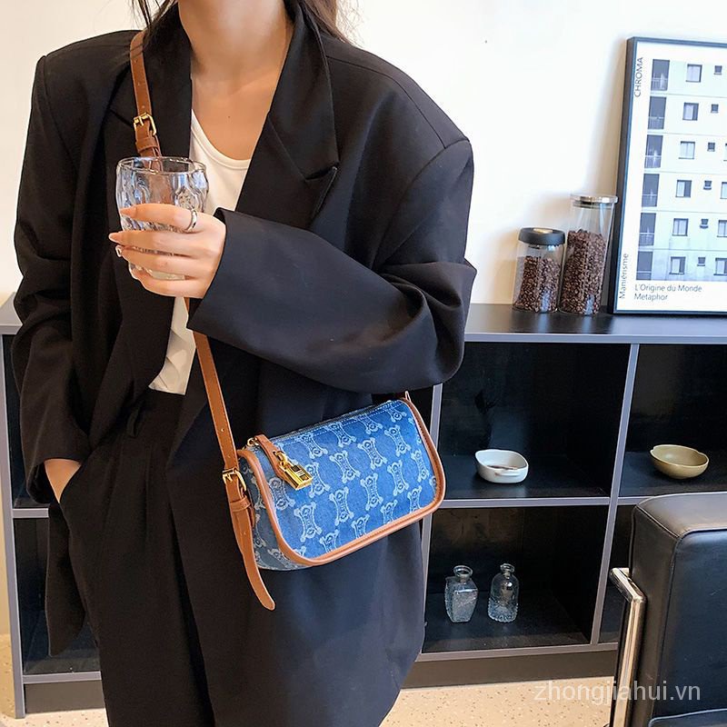 Túi Xách Đeo Vai Hình Vuông Cỡ Lớn Phong Cách Mới 2023