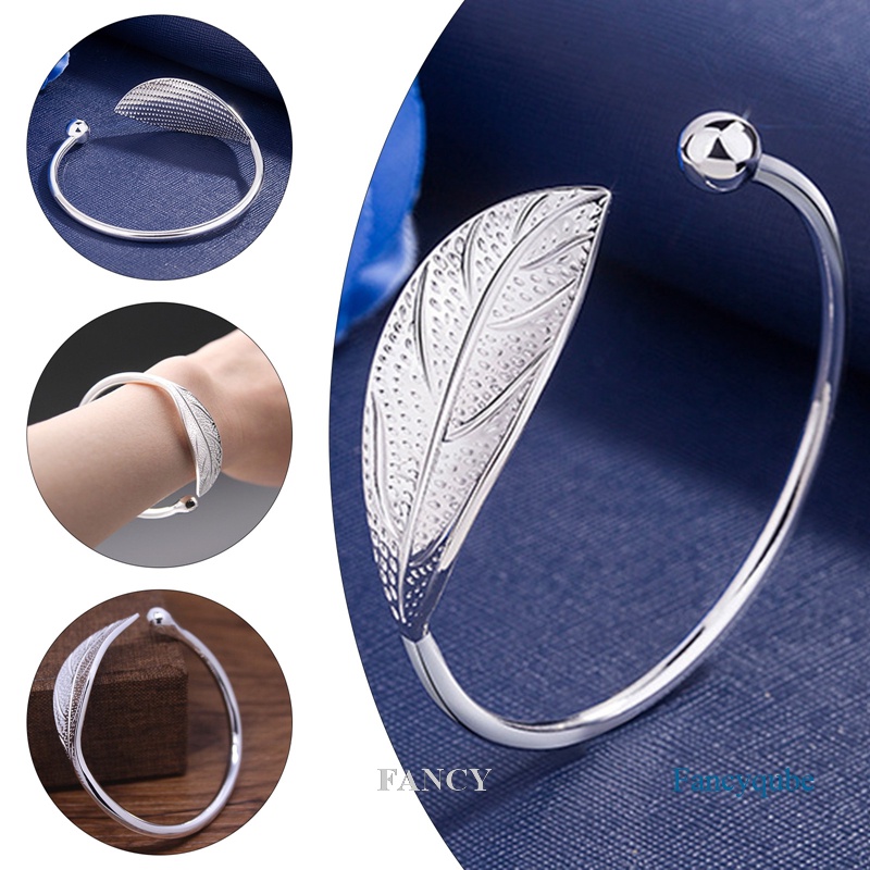 Vòng Đeo Tay Hình Chiếc Lá Xinh Xắn Dành Cho Tuổi Teen