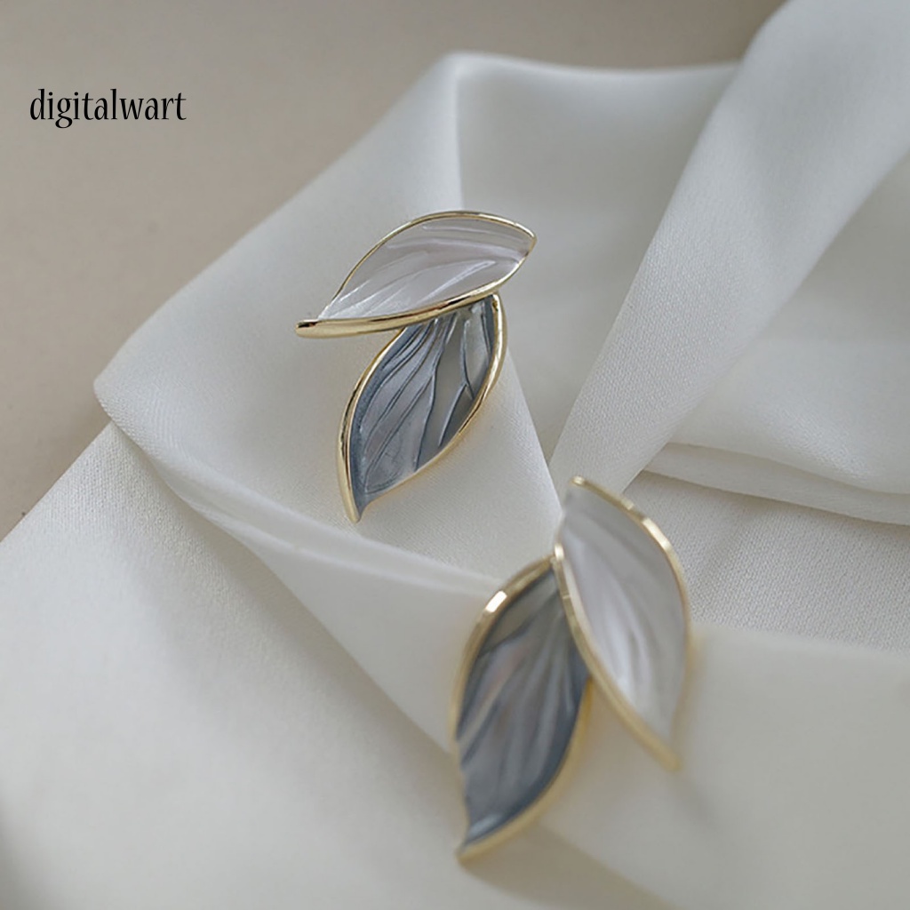 Kỹ Thuật Số| 1 Đôi Bông Tai Hình Chiếc Lá Thời Trang Dành Cho Nữ