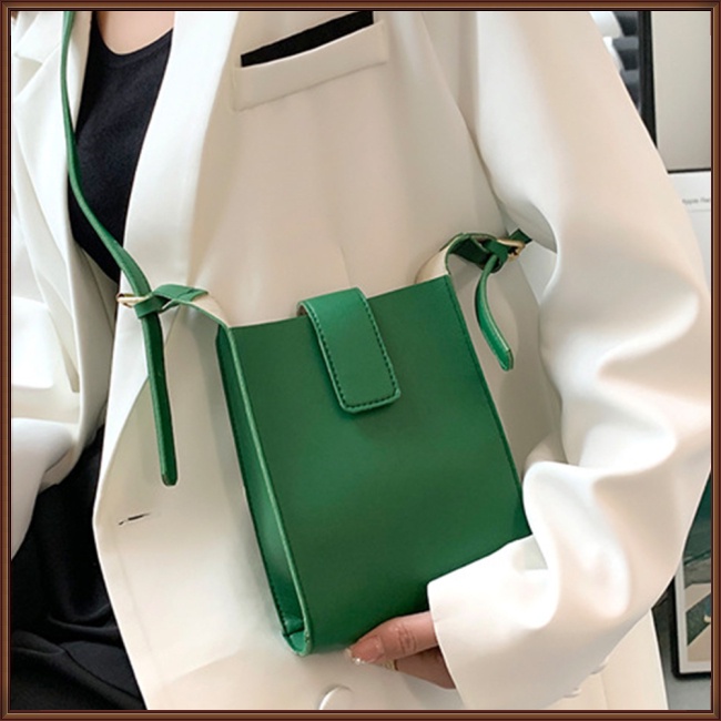 Túi Da Đeo Chéo Mini Đựng Điện Thoại Phong Cách Retro Thời Trang Cho Nữ