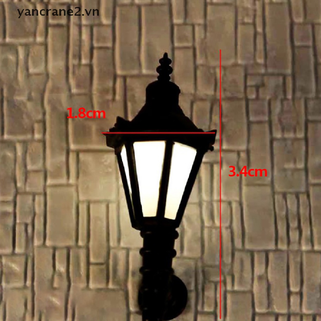 Đèn Gắn Tường Mini Màu Đen Dùng Trang Trí Nhà Búp Bê yancrane2.vn