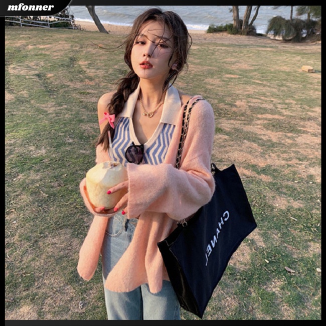 Áo Hai Dây Cổ Chữ V Khoét Sâu Họa Tiết Kẻ Sọc Màu Sắc Tương Phản Chất