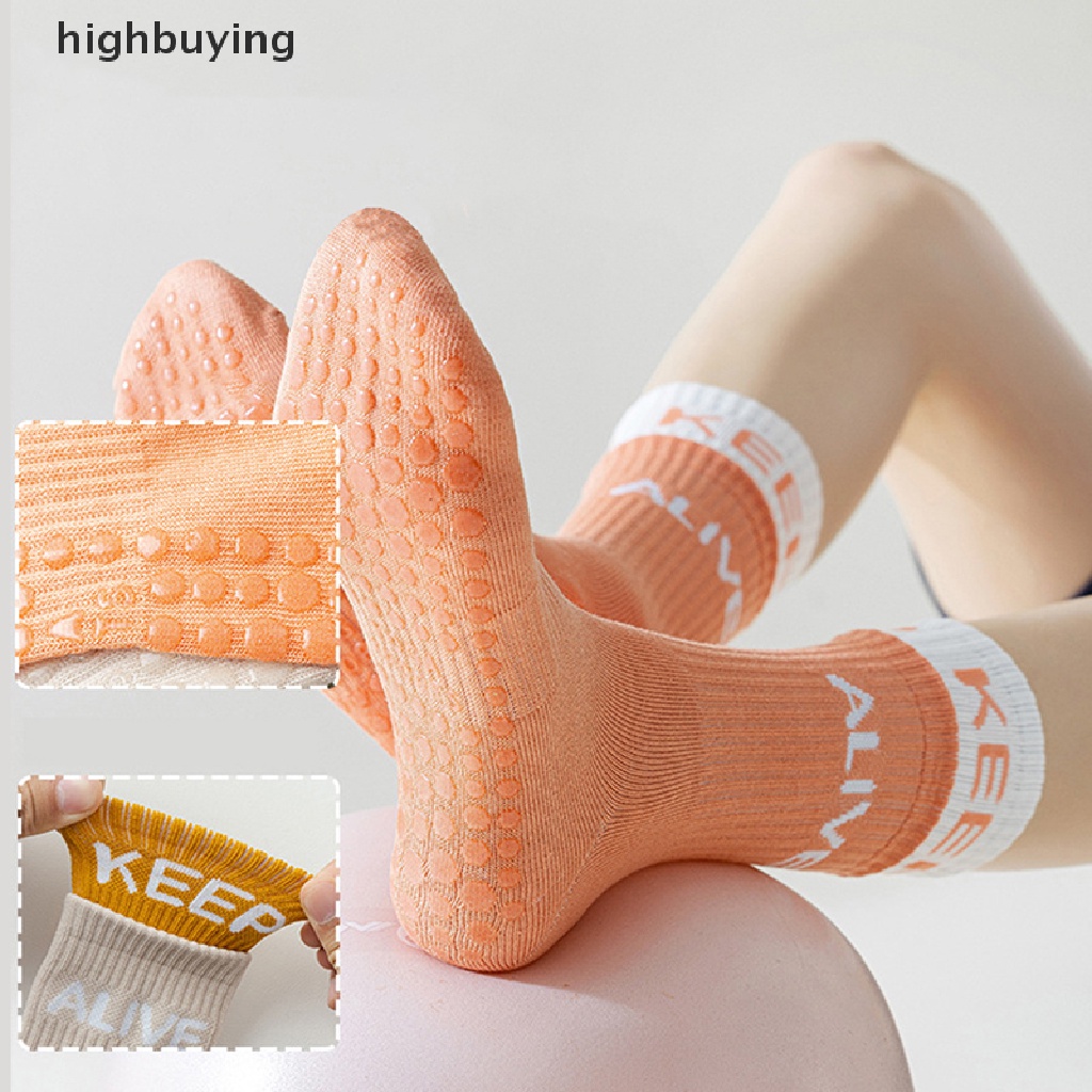 Đôi Vớ Thể Thao Thấm Hút Mồ Hôi Thoáng Khí Cho Nữ