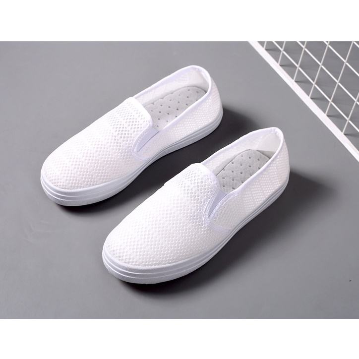 Giày Slip-on Vải Thoáng Khí, Màu Trắng Đen, Giày Nữ Đế Bằng GN37