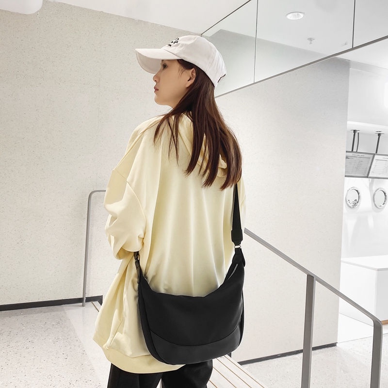 Túi Đeo Chéo &amp; Đeo Vai Bằng Nylon Màu Đen Đơn Giản Thời Trang Hàn Quốc Nhật Bản &amp; Hobo Cho Nữ
