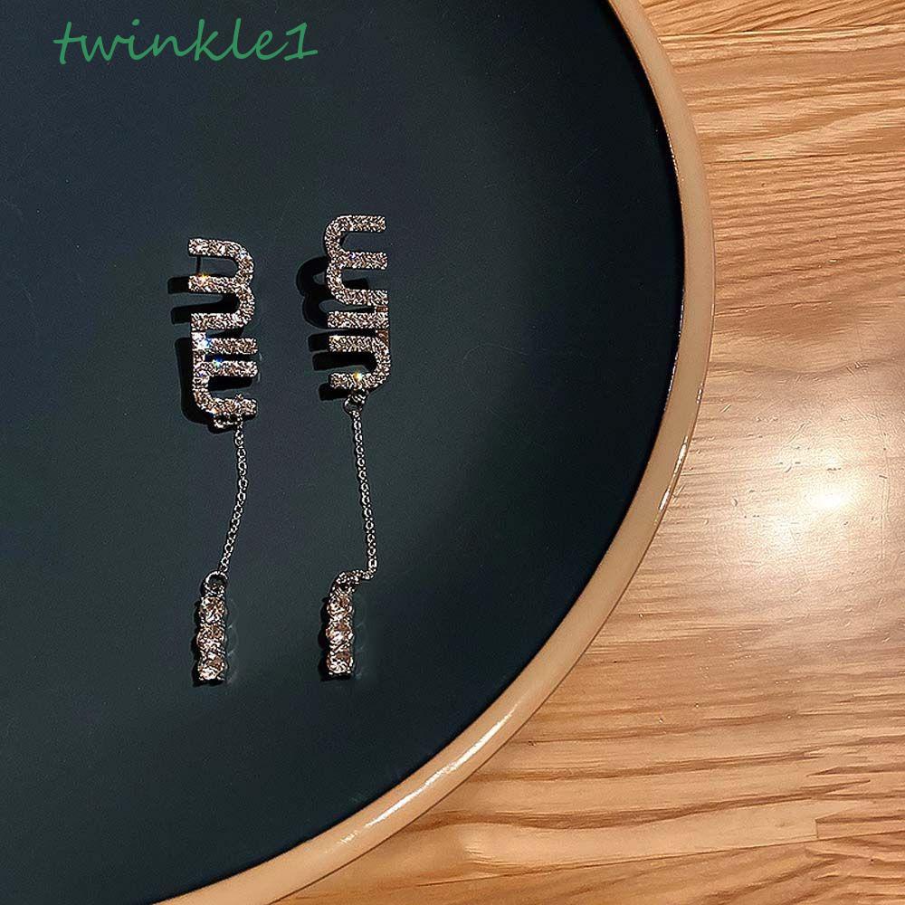 Bông Tai Chữ Tua Rua Sang Trọng Cho Nữ