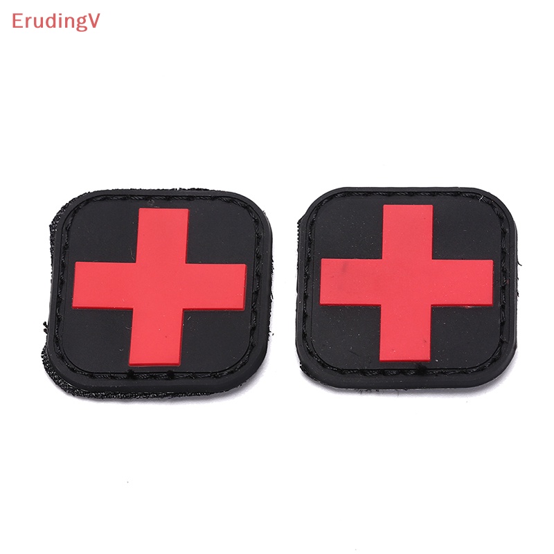 Huy Hiệu Sinh Tồn Ngoài Trời Hình Móc Chữ Thập Bằng pvc Màu Đỏ 4X4Cm