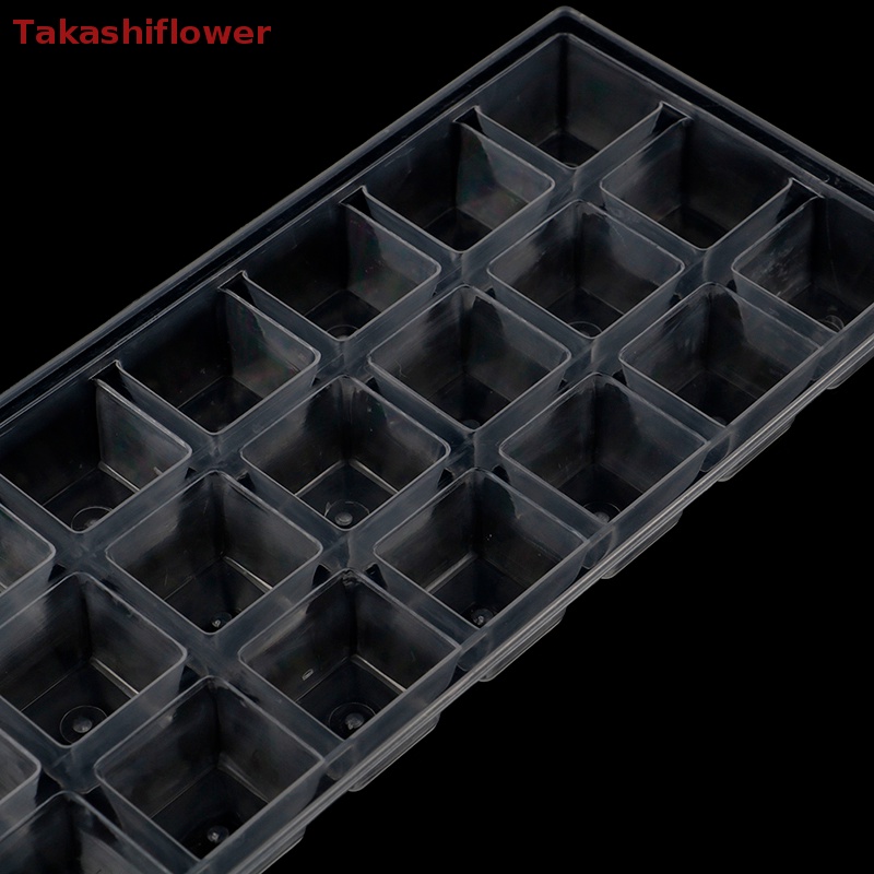 Khuôn Làm Đá Viên 21 Ngăn Bằng Nhựa Tiện Dụng