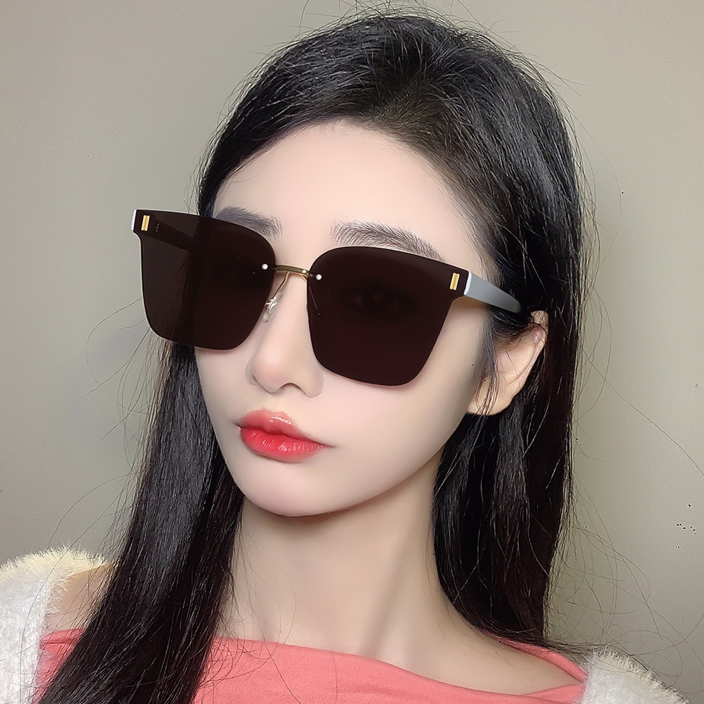 Kính Mát Oversized Không Gọng Hàn Quốc Sự Bảo Vệ