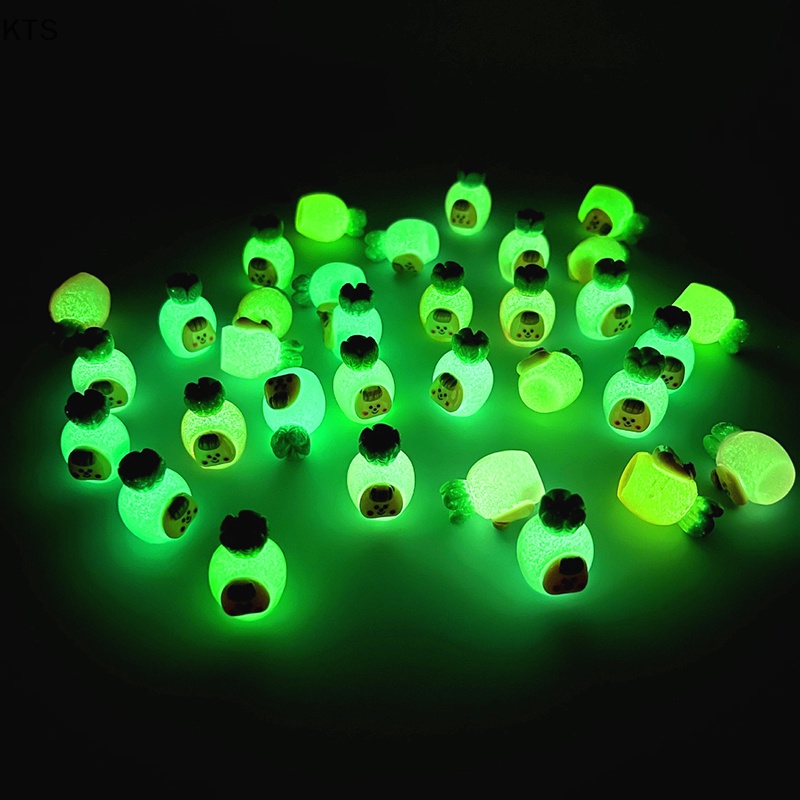 Set 2 Củ Cà Rốt Hoạt Hình Xinh Xắn Dùng Để Trang Trí