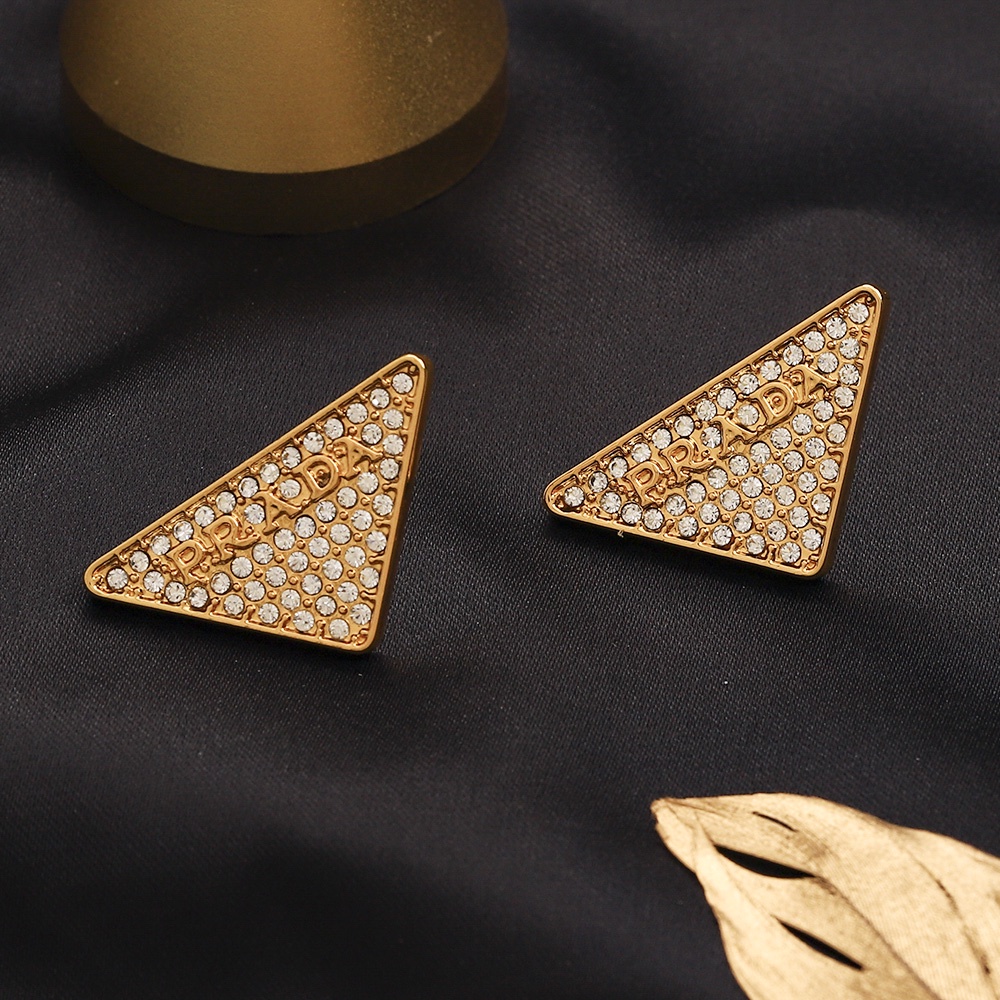 Bông Tai Tròn Bằng Thép Titan In Chữ Prada Thời Trang Cho Nữ