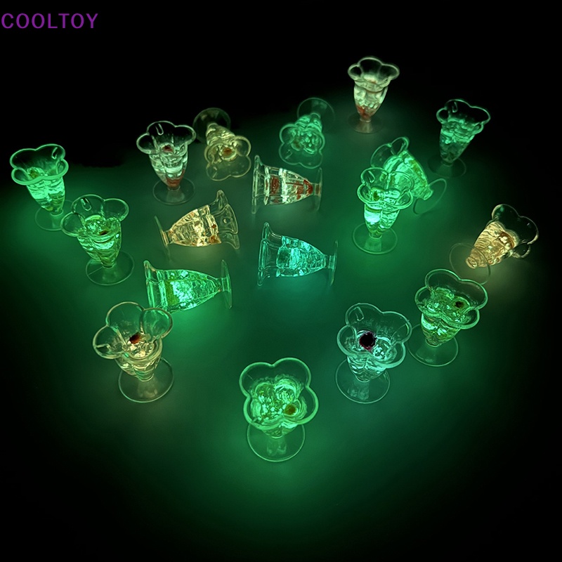 1 Cái Cốc Trang Trí Dạ Quang Hình Bông Hoa