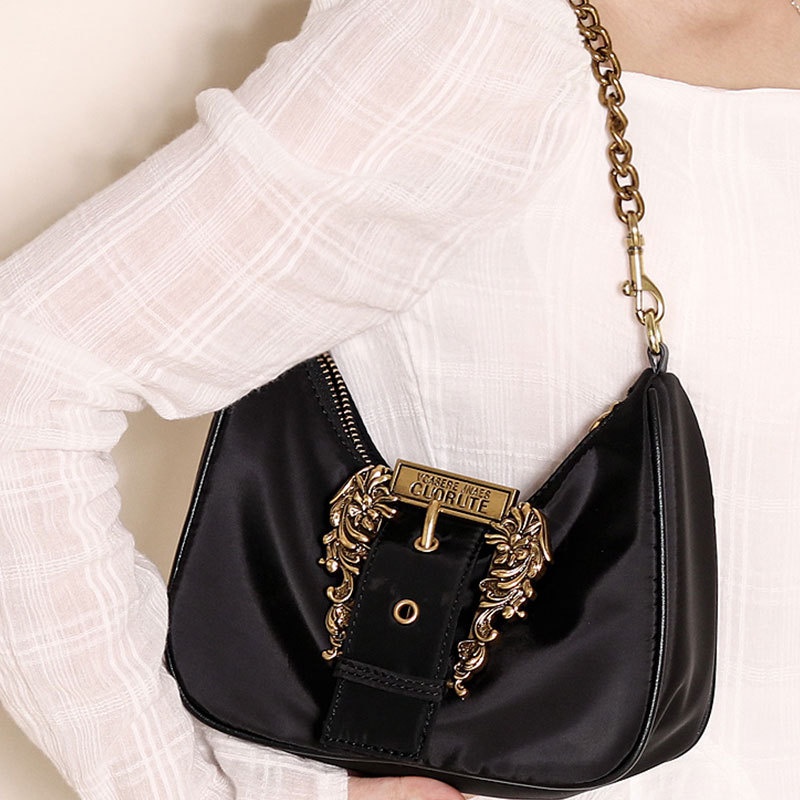 Túi Đeo Vai Bằng Vải Nylon Phối Dây Đeo Sợi Xích Phong Cách Cổ Điển Màu Trắng Thời Trang Cho Nữ