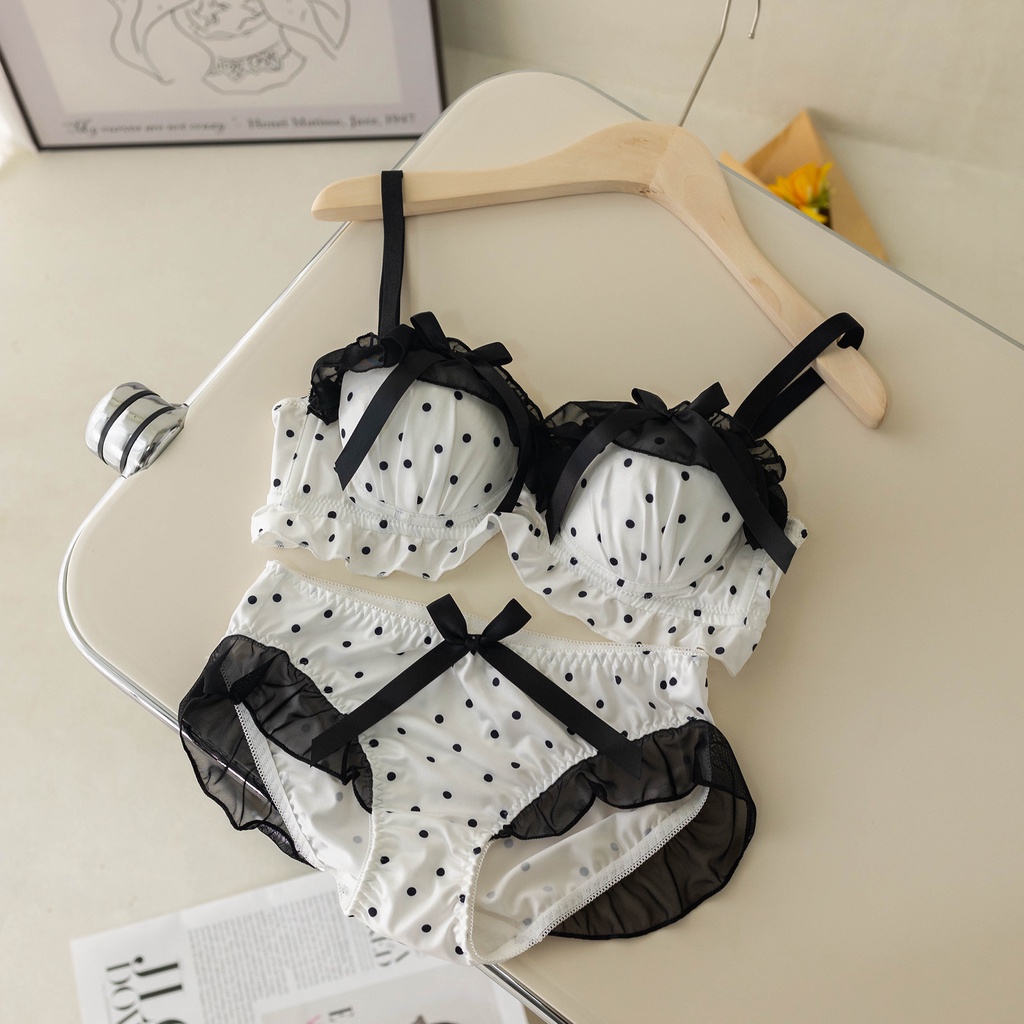 Set Áo Ngực Không Gọng Họa Tiết Chấm Bi + Quần Lót Mỏng Thời Trang Xinh Xắn Cho Nữ