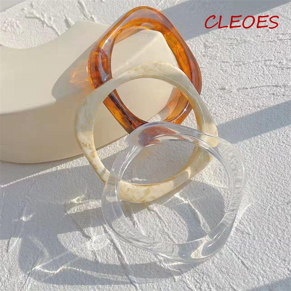 Vòng Tay Nhựa Trong Suốt Bản Rộng Phong Cách Retro Cho Nữ