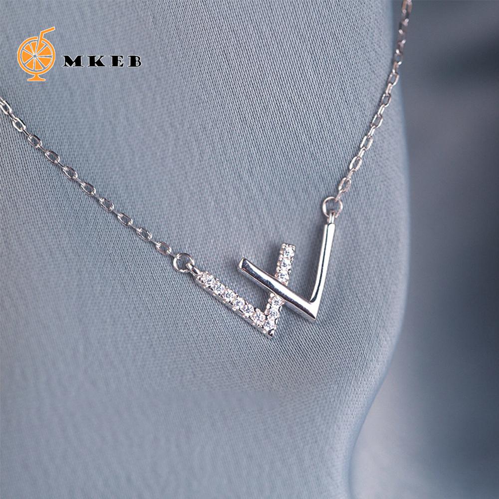 Vòng Cổ Choker Mặt Chữ W Thời Trang Cá Tính Độc Đáo